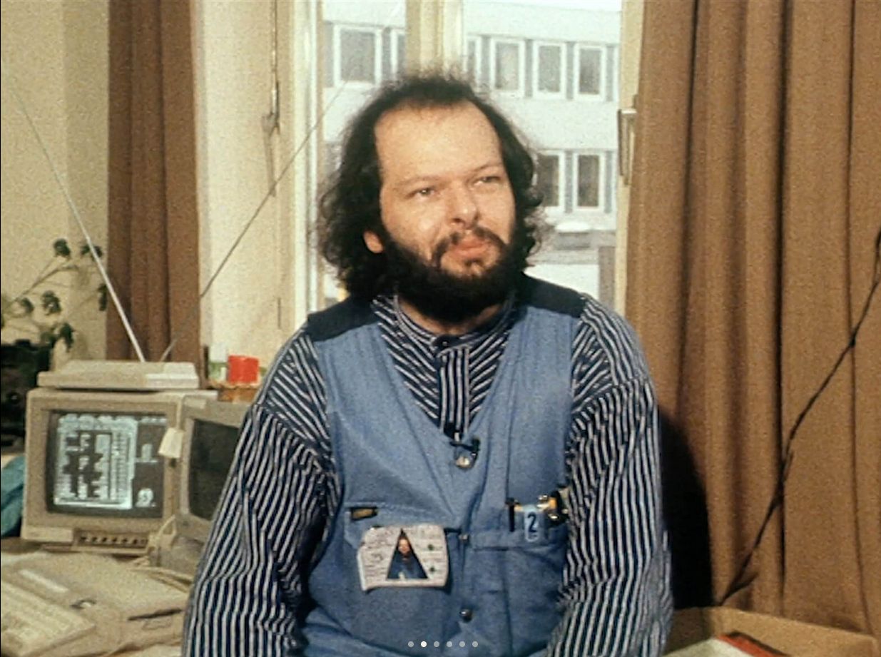 Film: Alles ist eins. Ausser der 0. - Digitale Gesellschaft